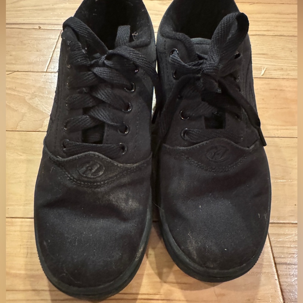 Youth Heelys Shoes